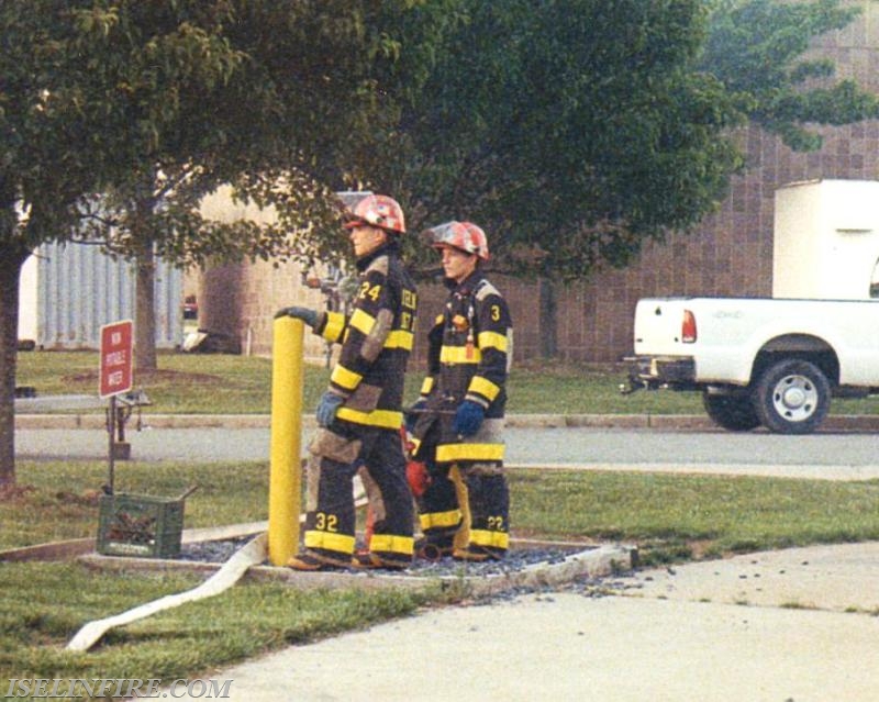 Explorers Perry Penna and Randy Eckensberger at the live burn March 2009.